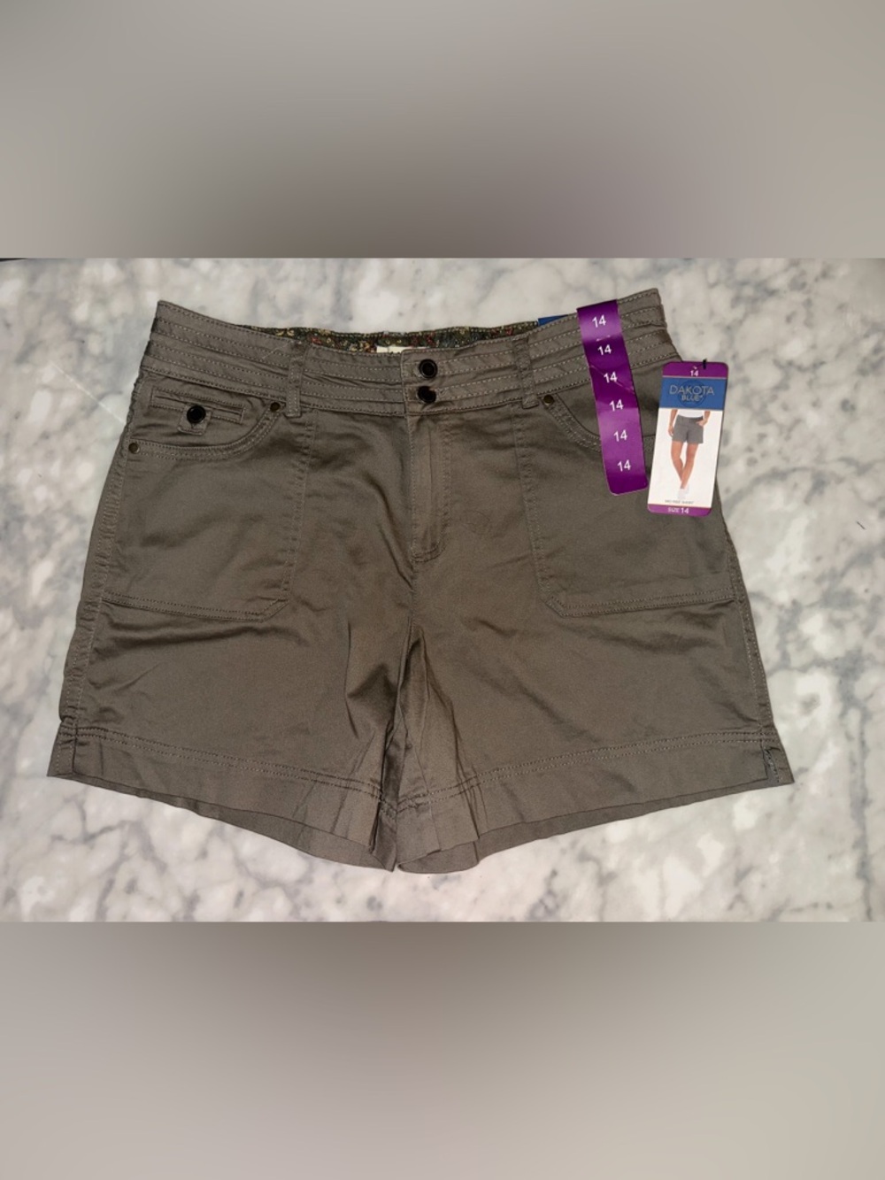Dakota Women's Olive Utility Bermuda Shorts - Size 14